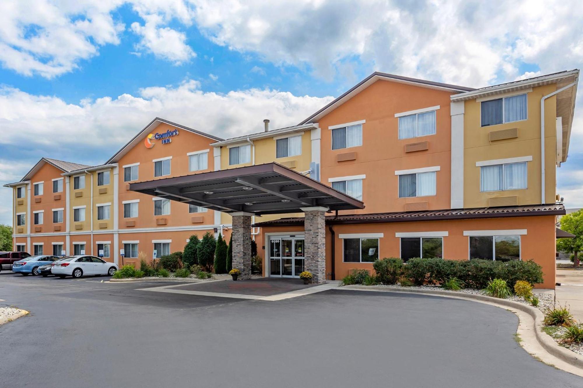 Comfort Near Six Flags Gasthof 3*