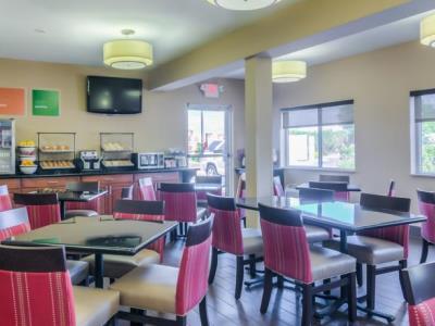 Gasthof Comfort Near Six Flags Gurnee