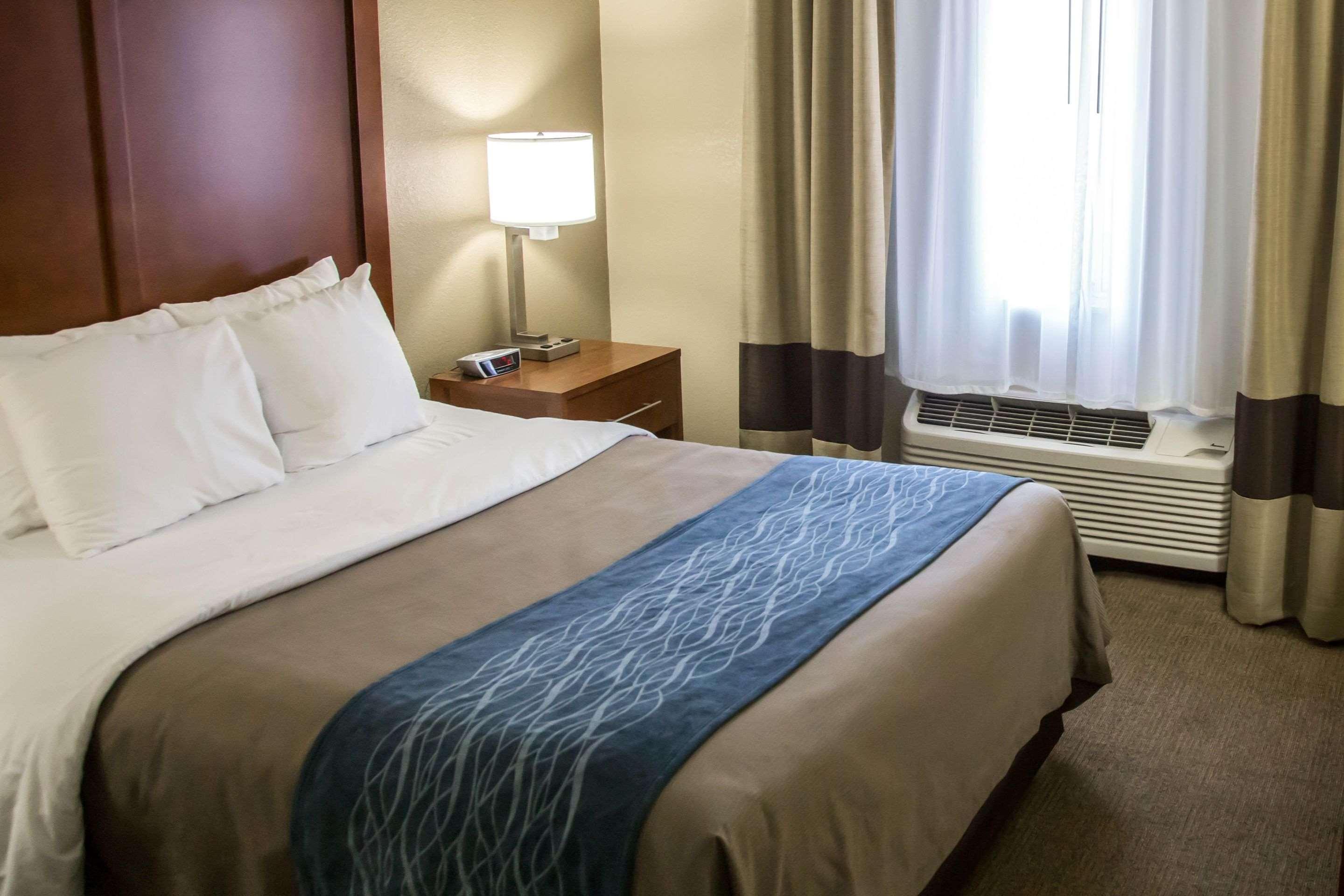 Comfort Near Six Flags Mini-hôtel 3*